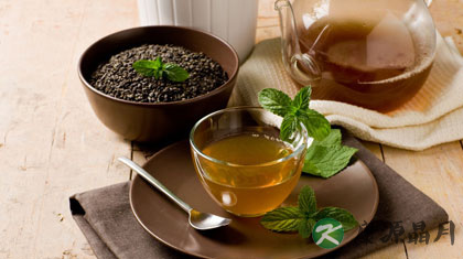 炎炎夏日 喝杯薄荷茶吧