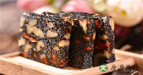 夏天能吃固元膏吗