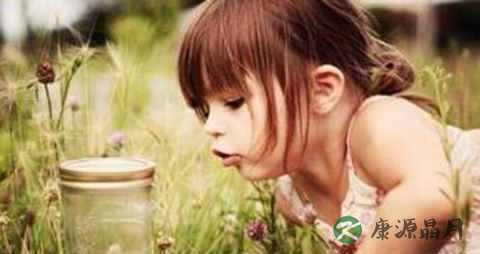 夏季小孩流鼻血是什么原因