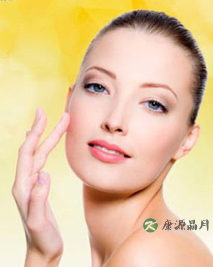 夏季易长痘 防治有秘方