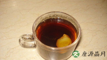 冬天预防感冒 多喝生姜红糖水