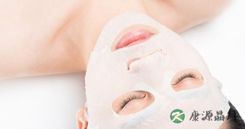 秋天急救嘴唇干裂有妙招