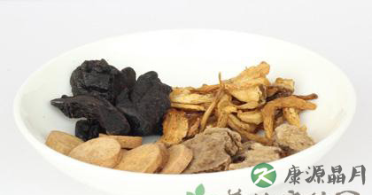 食谱支招 吃什么补血补气