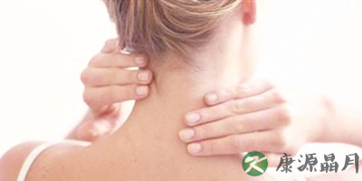 秋季颈椎保健中的“衣食住行”