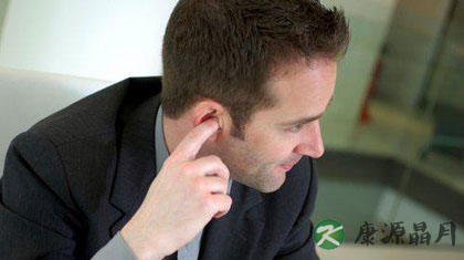 耳屎多是怎么回事