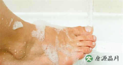 水泡型脚气的症状
