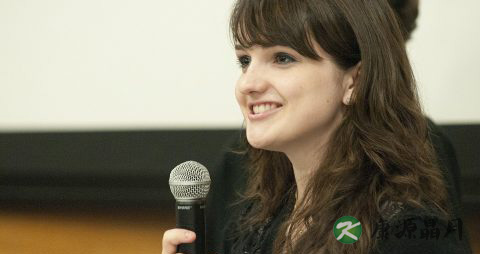 秋冬天冷关节易变僵硬 吃药推拿防肩周炎