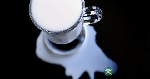 过期牛奶中毒怎么办
