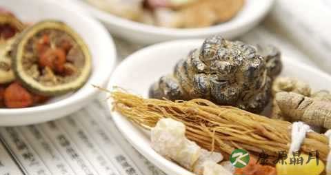 喝中药苦能加白糖吗
