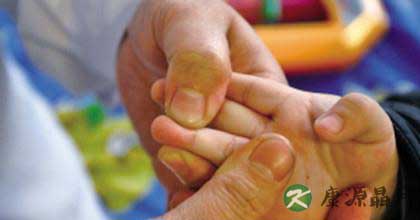 婴儿推拿因症施治 婴儿推拿因症施治