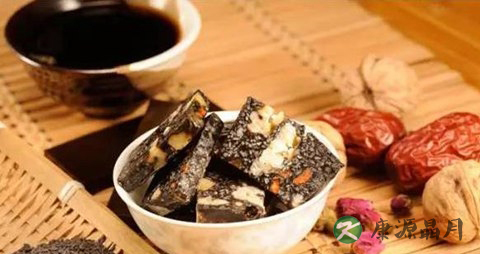 阿胶吃多了会上火吗
