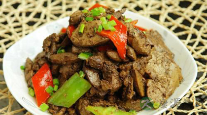 鸡肝的功效与作用_鸡肝的药用价值