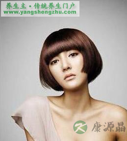 饮食调治乳房过小