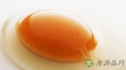眼睛疲劳？13种食物让眼睛明亮有神