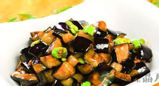 外出就餐隐患多 3种素菜千万不能能点 外出就餐隐患多 3种素菜千万不能能点