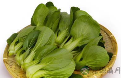 小心！带虫眼的蔬菜农药可能更多