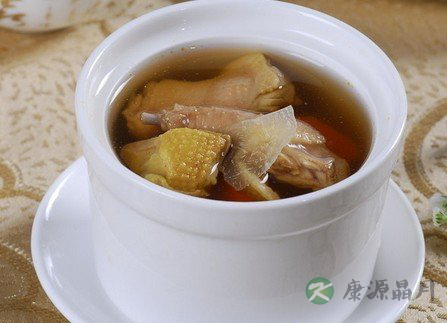 几款丰胸汤让你的乳房“永垂不朽” 几款丰胸汤让你的乳房“永垂不朽”