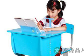 脊椎保健：预防孩子驼背的小妙招