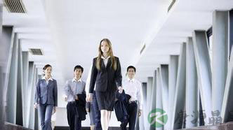 从走路姿势看寿命长短 8种步态的隐患