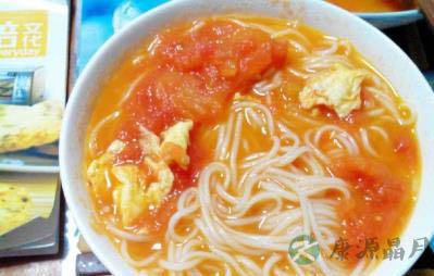 夏季吃面条！营养丰富热量又低