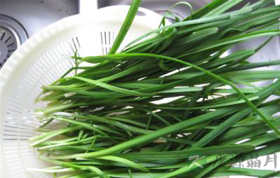 韭菜食用禁忌！五类人不宜吃