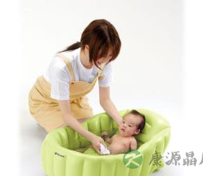 提醒：六种情况不宜给宝宝洗澡