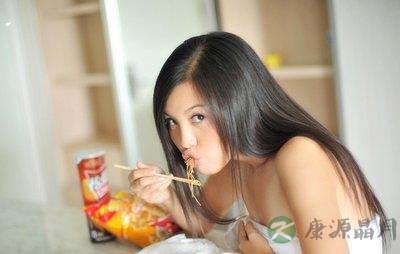 惊！晚上吃宵夜易致记忆力下降