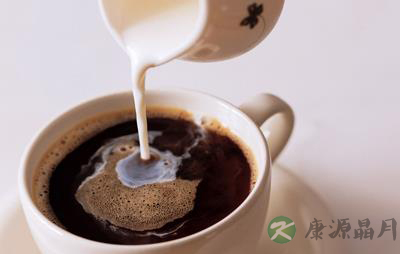汽水易致肠胃不适 盘点九大伤胃食物