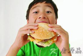 吃太饱撑出N种病 伤神伤胃还伤身 吃太饱撑出N种病 伤神伤胃还伤身