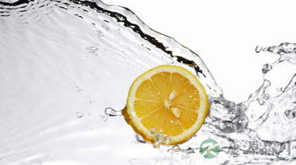 吃柠檬的好处 助减肥助消化