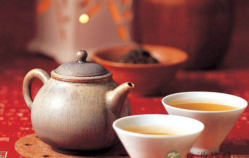 粗茶比名贵茶更养生