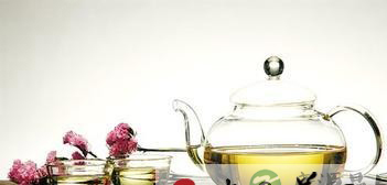 女性饮茶 当饮花茶