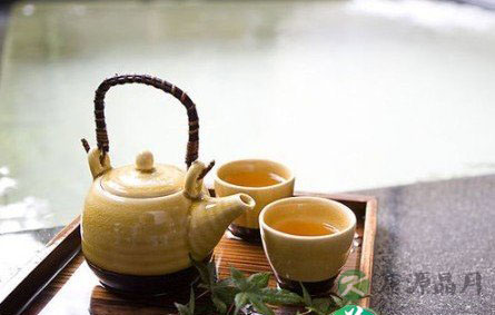 春季喝茶果断避开10大误区 喝对茶会喝茶