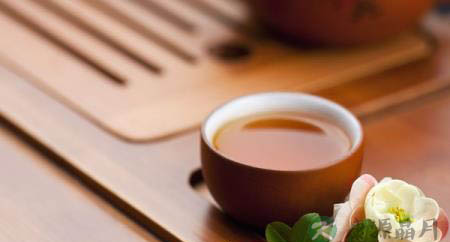 辨识白茶新旧小技巧