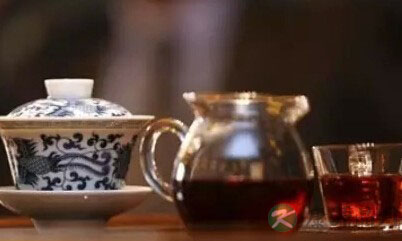 选择黑茶，享受健康，享“瘦”美丽