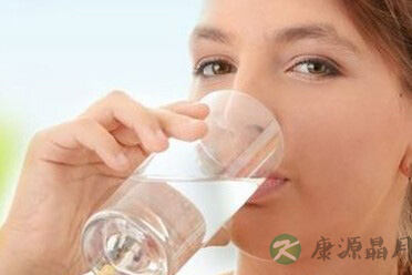 肠胃不好少喝这种茶 4个恶习毁肠道