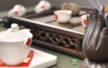 喝武夷岩茶是否伤胃？