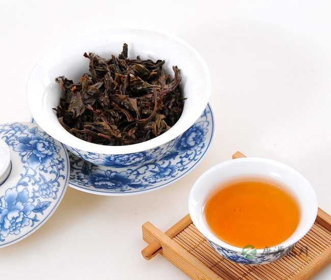 喝茶有益健康 冬日饮茶需讲究