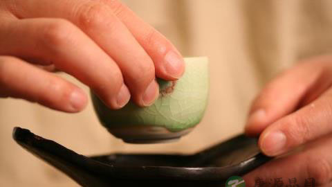 杭菊茶杭白菊清风散热 消炎解毒的功效