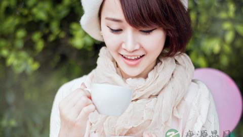 夏季炎热喝绿茶可消酷暑