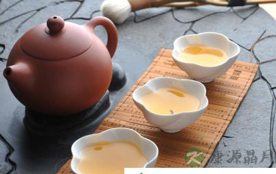 夏天喝茶的三大好处