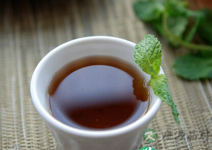夏天清热消暑喝什么茶 12款茶饮防范中暑
