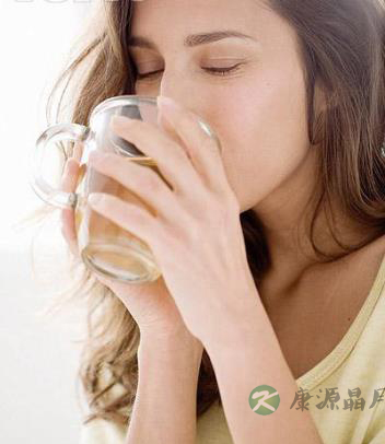 西洋参茶具有益气滋阴生津止渴功效