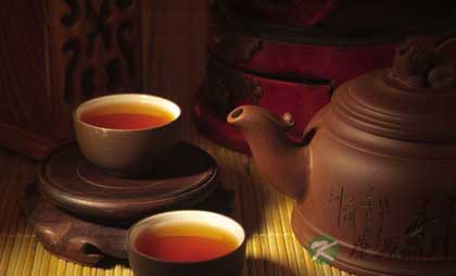 秋季暖身养胃要多喝红茶