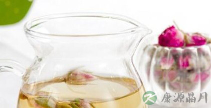 女性常喝玫瑰花茶改善色斑