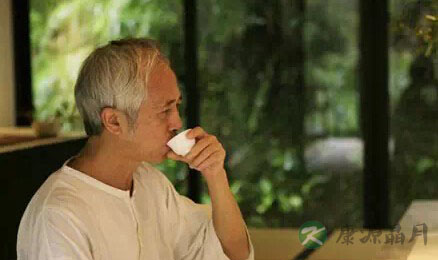 老人喝茶应学会三点