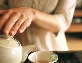 中年人喝茶5大好处