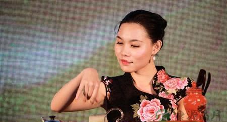 月经无规律容易老，来一杯抗老养生茶