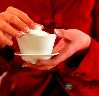 三个时段喝茶禁忌与茶份选择