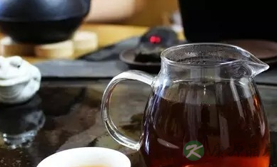 夏天来了 酷暑炎炎 黑茶来给你减脂降暑